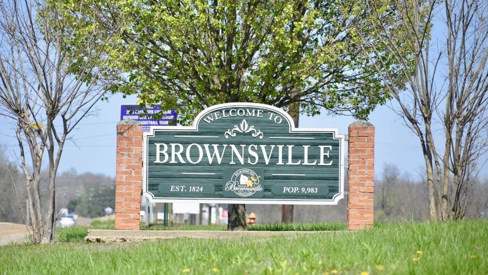 welcome sign to brownsville, tn