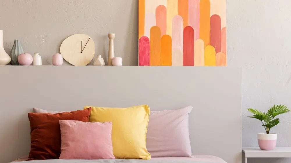 https://www.newhomesource.com/learn/wp-content/uploads/2019/12/colorful-bedroom.jpg.webp