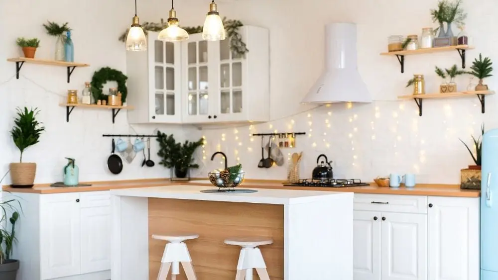 Warm Neutral Kitchen Design Ideas - KraftMaid