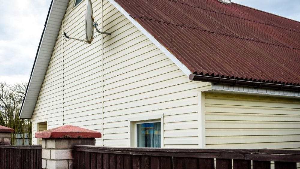 The Pros and Cons of Vinyl Siding NewHomeSource