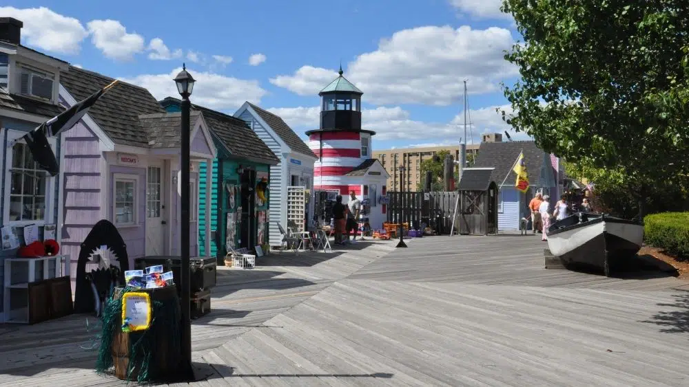 The 10 Best Places to Retire in Connecticut