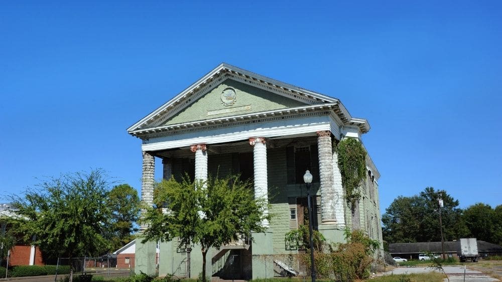 The 10 Best Places To Retire In Mississippi 2021 Newhomesource - Mississippi Delta Home Decor